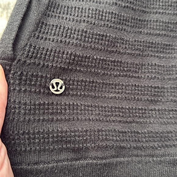 Lululemon Black Sweater - Picture 7 of 10
